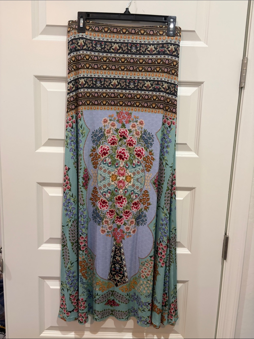 Farm Rio Floral Medallion Maxi Skirt in light green and light blue, Women’s Sz M